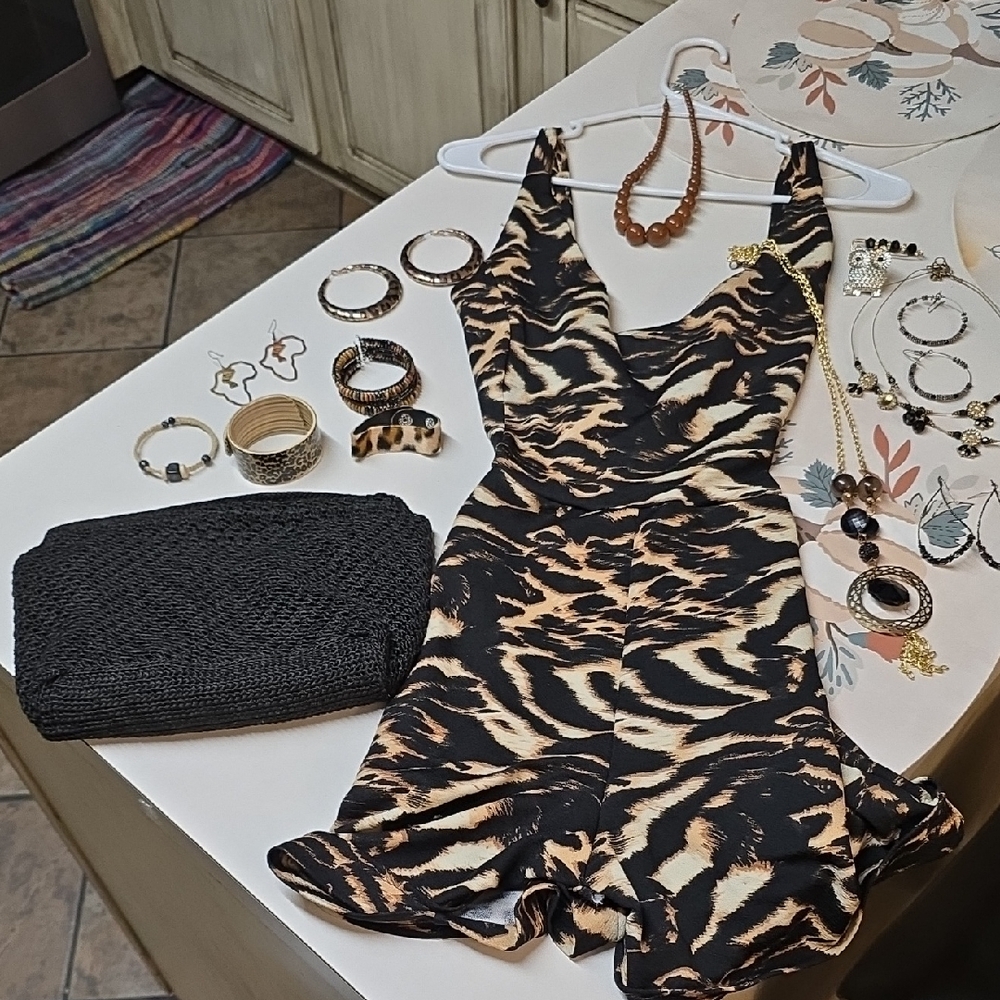 Animal Print Romper Set! The Sak Hand Bag, & Jewelry Sets Included!